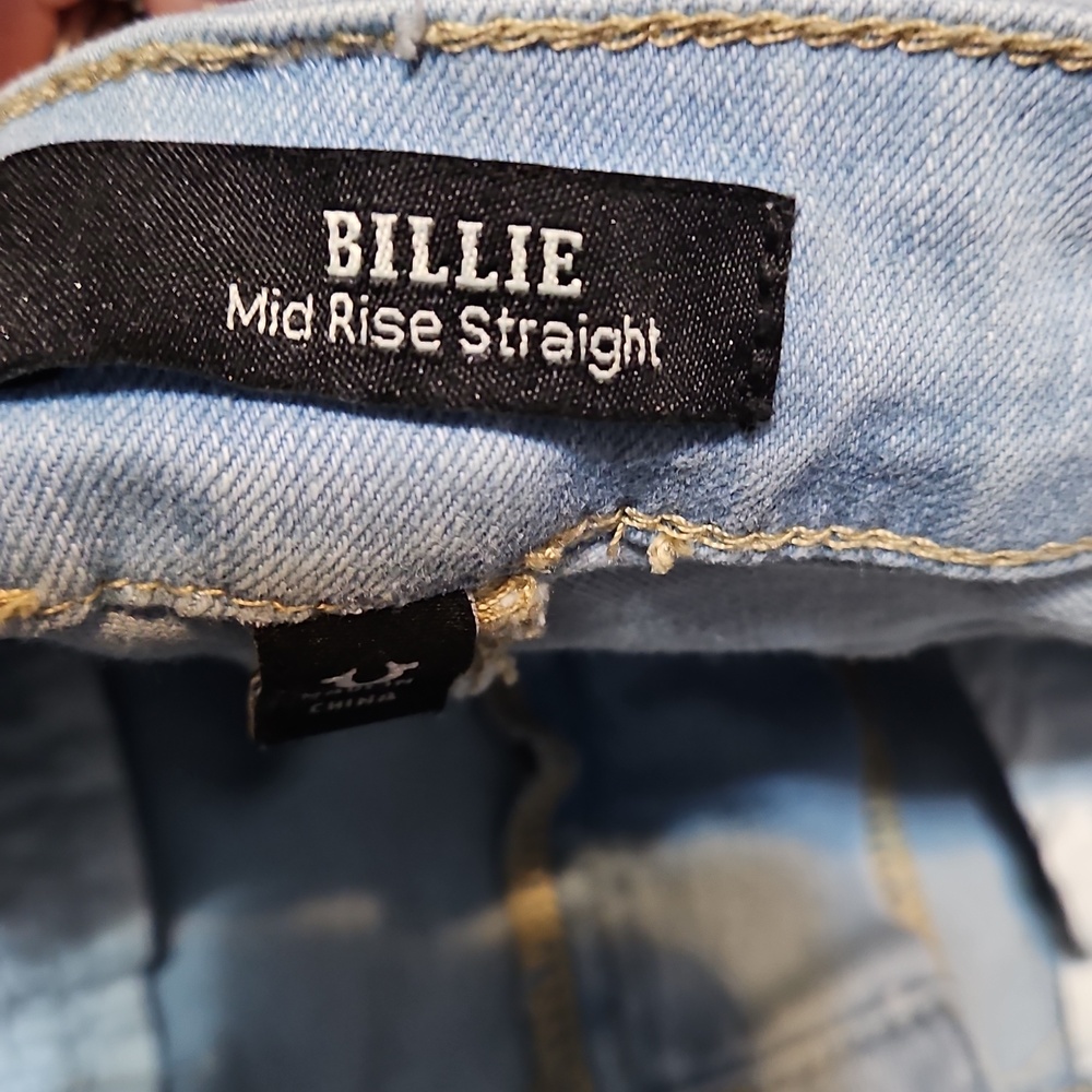 True Religion Billie Mid-Rise Straight-Leg Jeans - Picture 10 of 13
